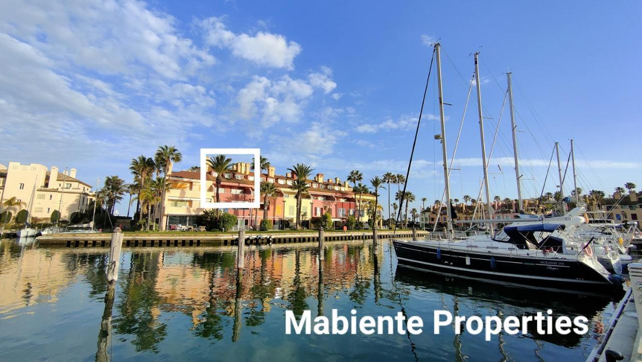 Luxury Penhouse, Sotogrande Marina - Located In An Exclusive Island Of The Marina Apartment Exterior photo