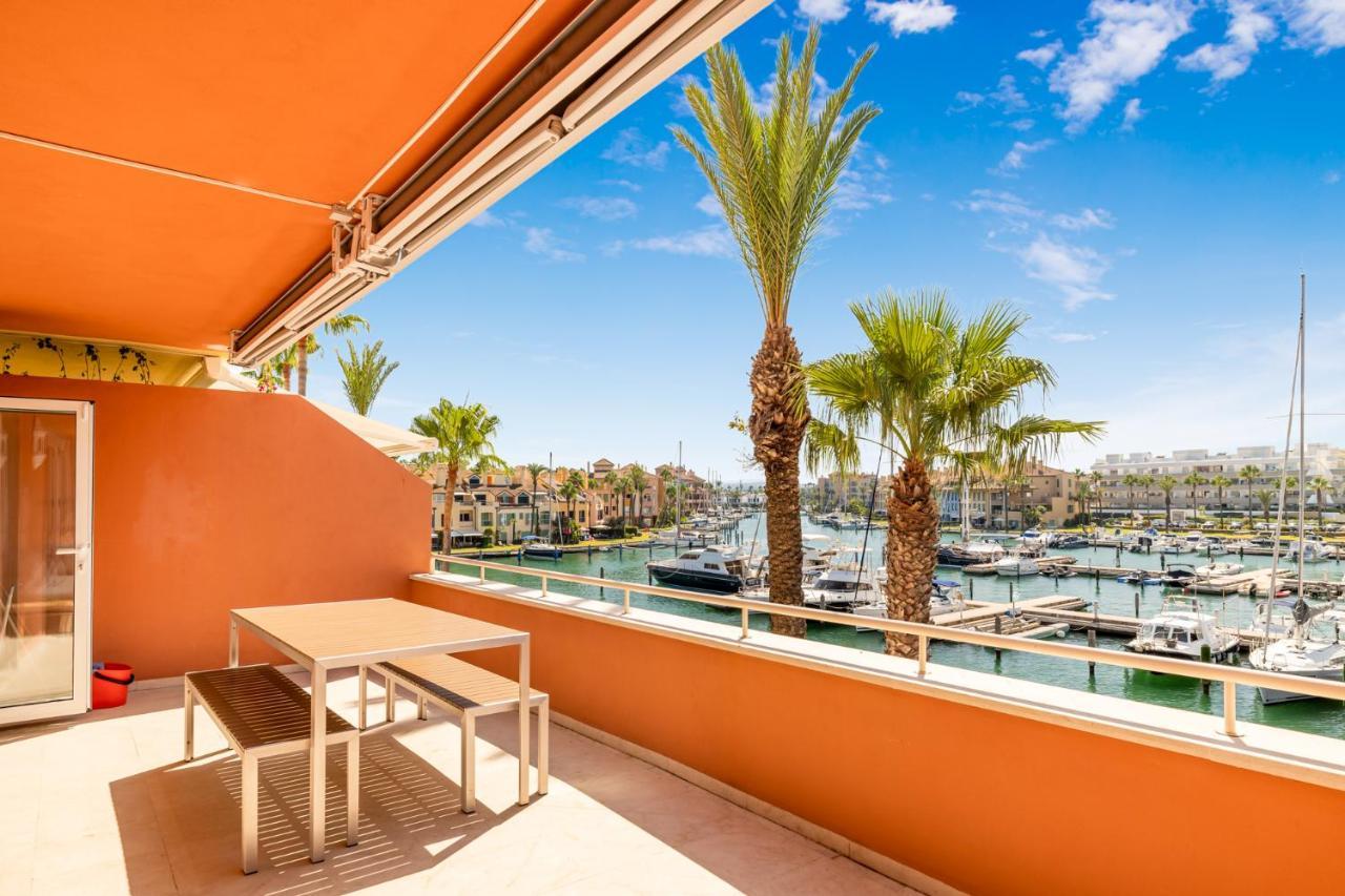 Luxury Penhouse, Sotogrande Marina - Located In An Exclusive Island Of The Marina Apartment Exterior photo
